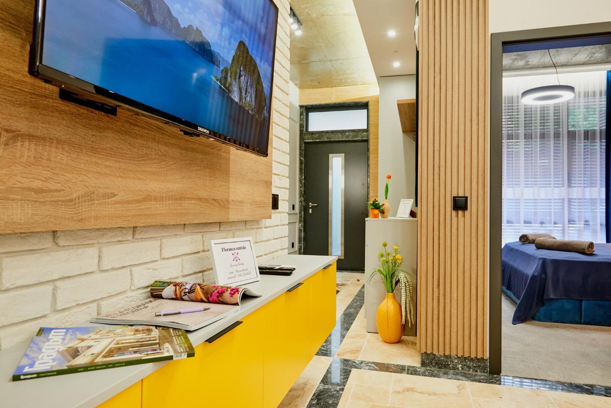 Florance Rentals Luxury Apartments In Burgas Ngoại thất bức ảnh