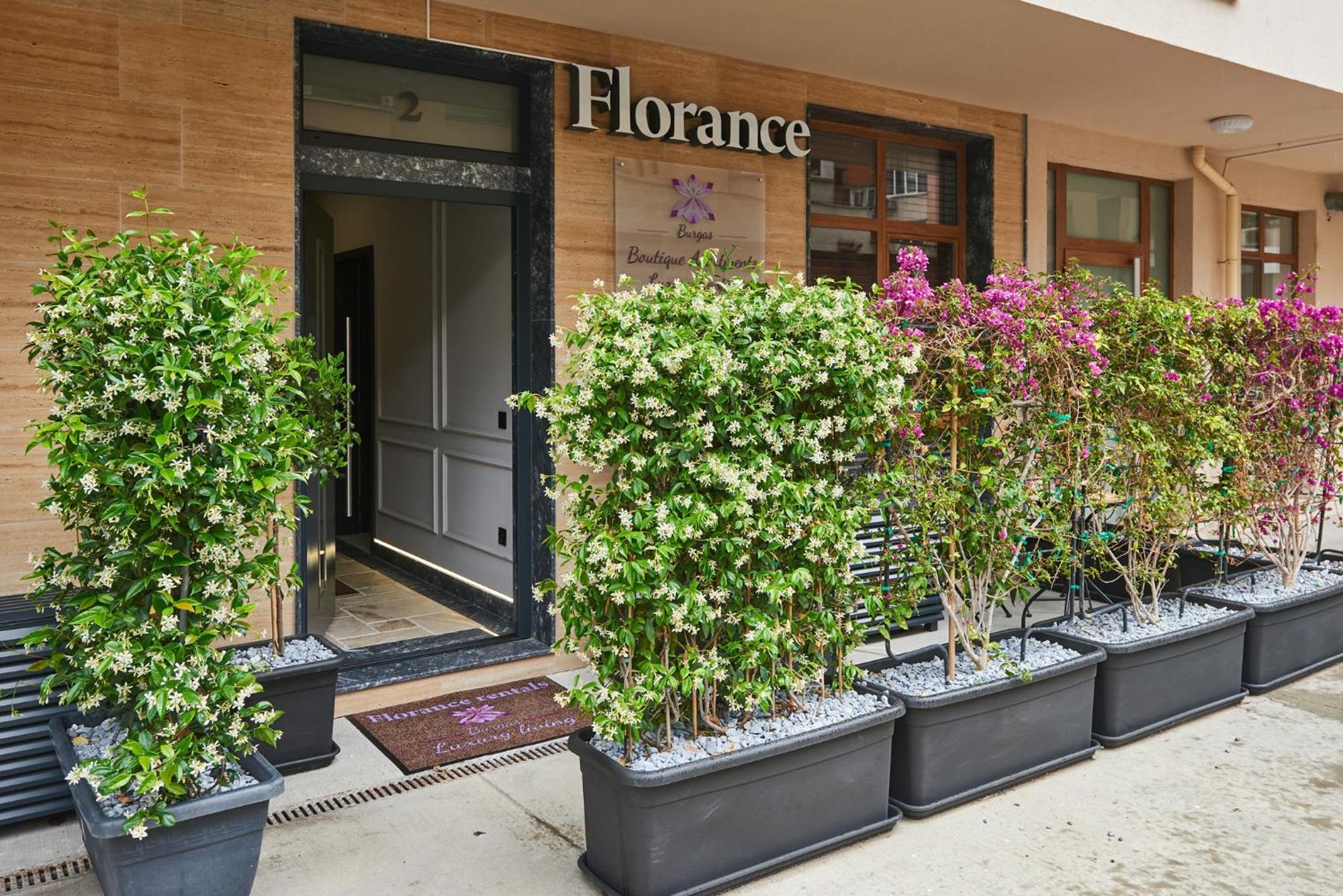 Florance Rentals Luxury Apartments In Burgas Ngoại thất bức ảnh