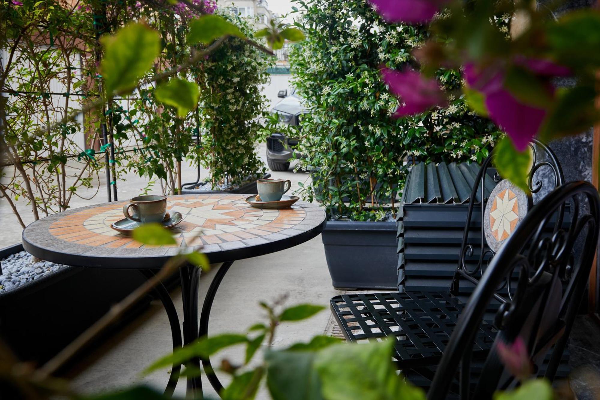 Florance Rentals Luxury Apartments In Burgas Ngoại thất bức ảnh