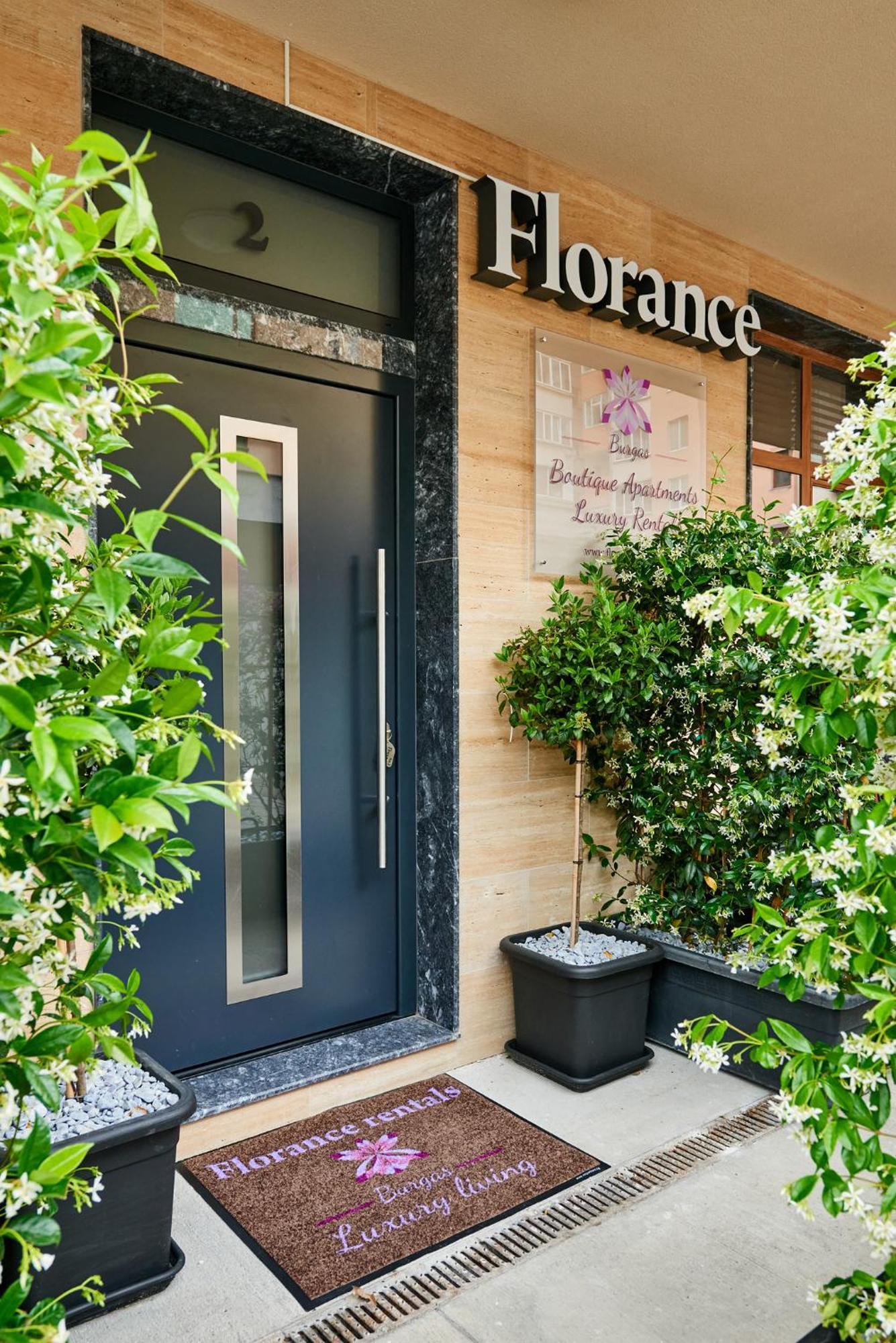 Florance Rentals Luxury Apartments In Burgas Ngoại thất bức ảnh